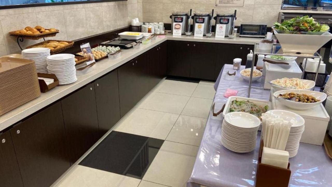 Toyoko Inn Tokyo Akishima-Eki Minami-Guchi Esterno foto